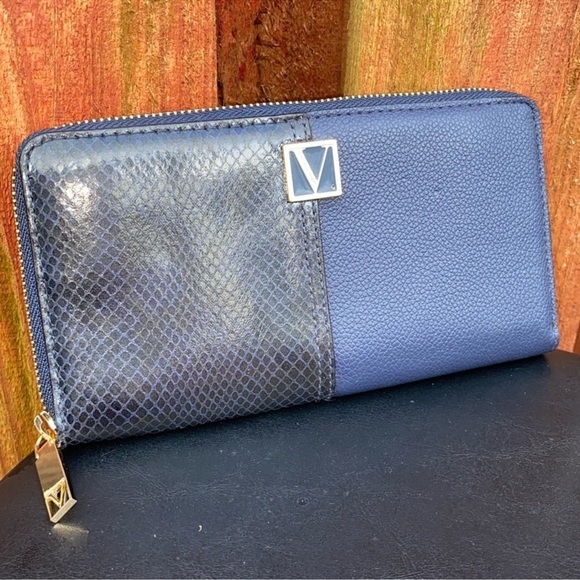Victoria's Secret Blue and Black Snakeskin Wallet - Picture 1 of 7